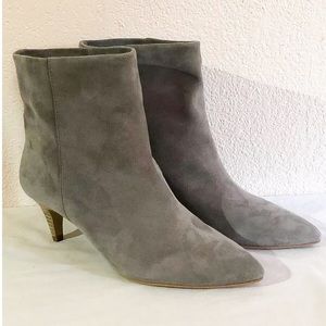 DOLCE VITA DEEDEE SMOKE SUEDE ANKLE BOOTS SZ 9.5